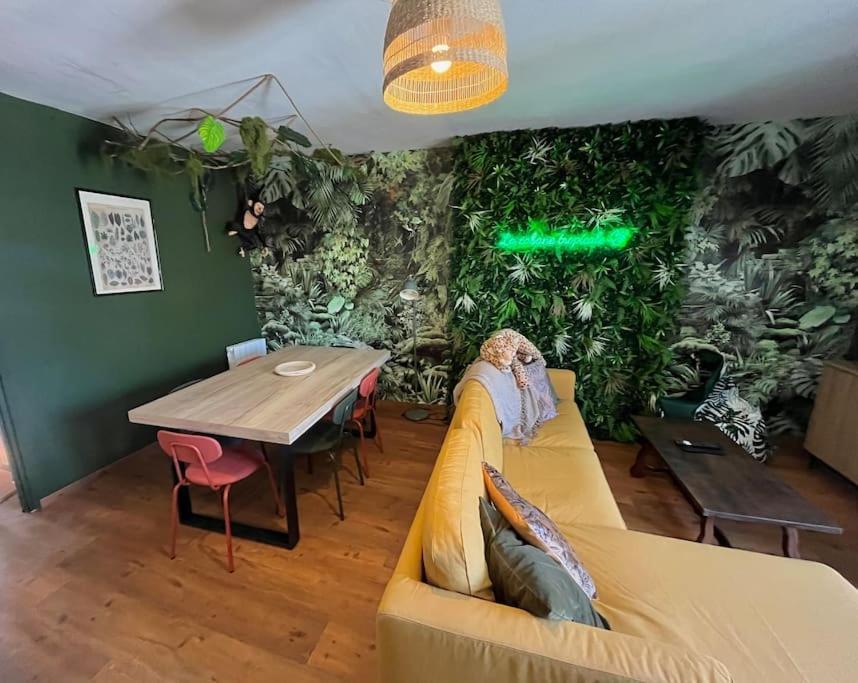La Cabane Tropicale 蓬托尔松 外观 照片